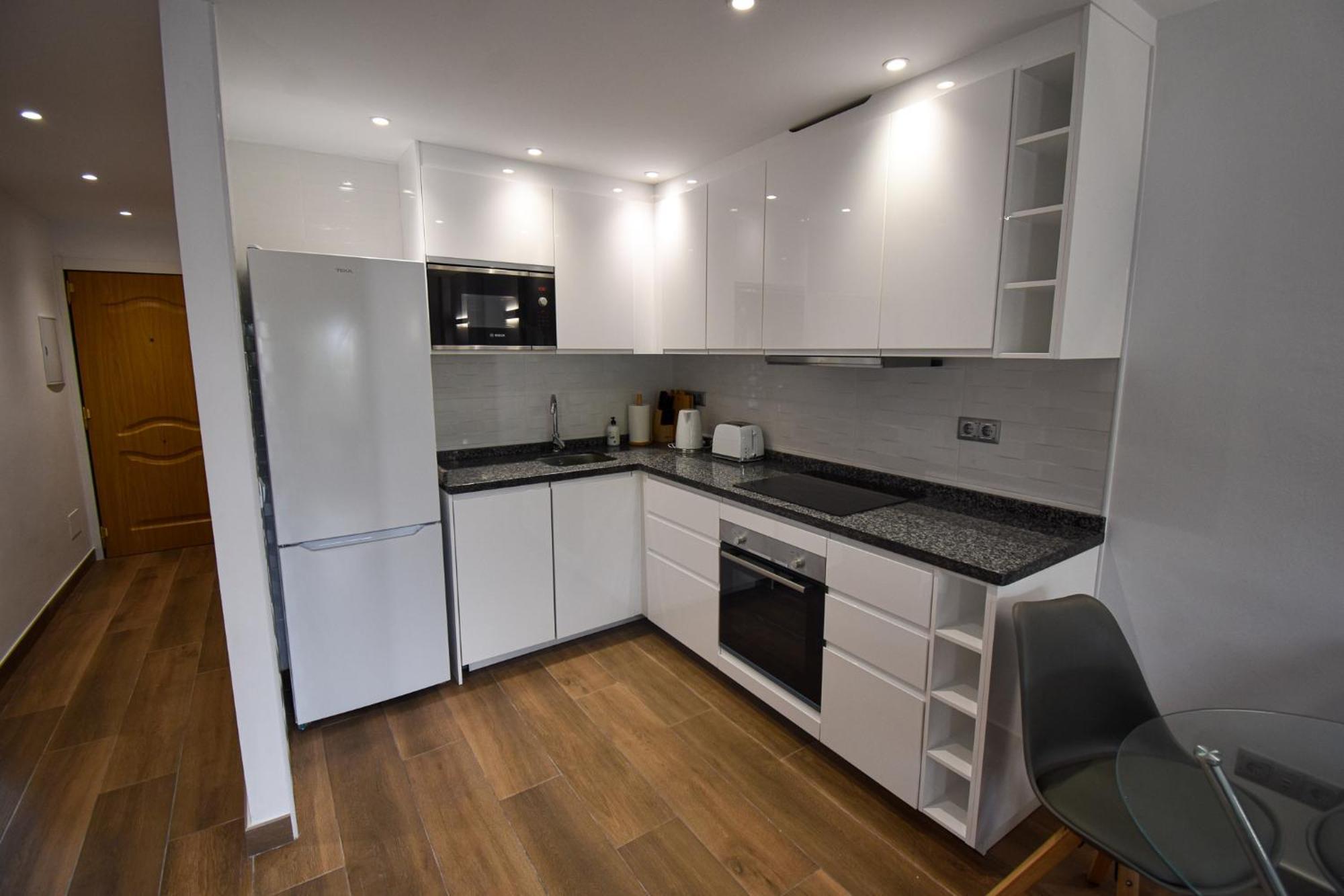 Urb Pueblo Del Parque, Luxury 2 Bedroom Apartment. Fantastic Central Location. Benalmádena Buitenkant foto