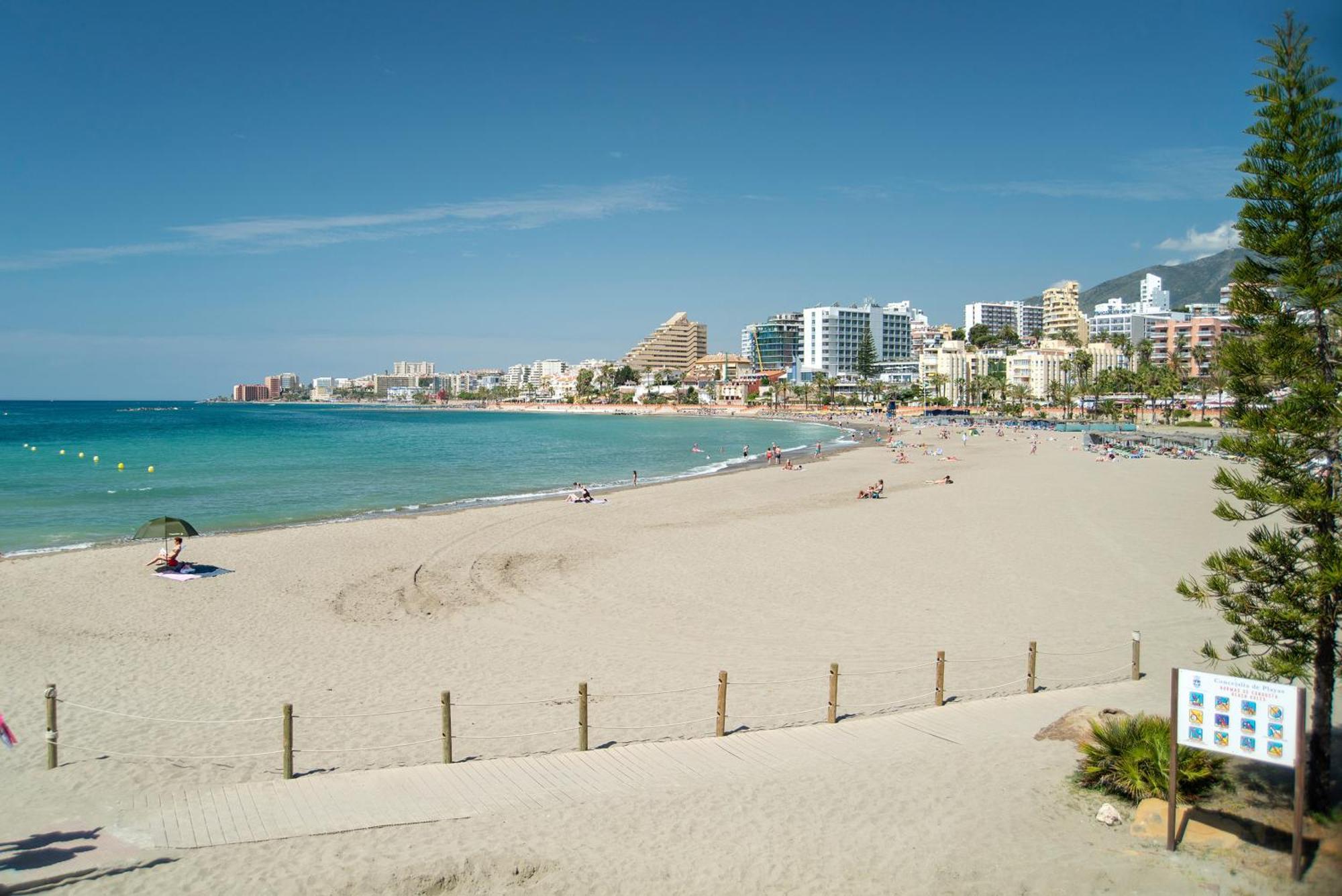 Urb Pueblo Del Parque, Luxury 2 Bedroom Apartment. Fantastic Central Location. Benalmádena Buitenkant foto