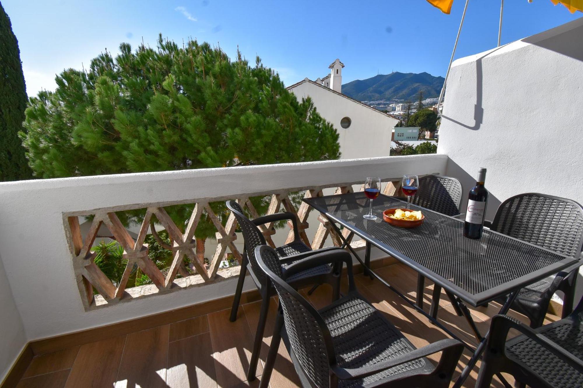 Urb Pueblo Del Parque, Luxury 2 Bedroom Apartment. Fantastic Central Location. Benalmádena Buitenkant foto